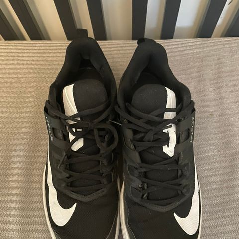 Nike vapor tennis sko str 44