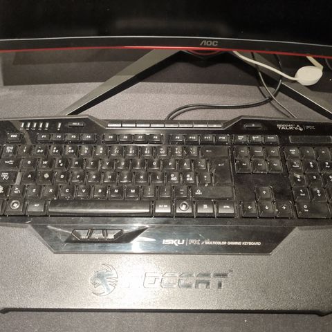 Roccat isku fx