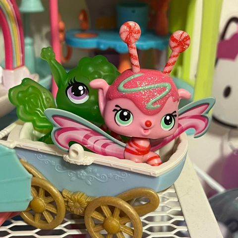 Littlest pet shop feer