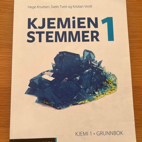 Kjemien stemmer 1 grunnbok + studiebok + tabellhefte - LK20