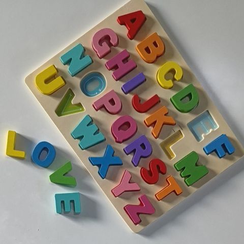Trespill bokstaver alfabet