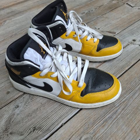 Air Jordan 1 Mid størrelse 38,5