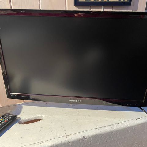 Samsung T22B350EW TV 21,5 tommer