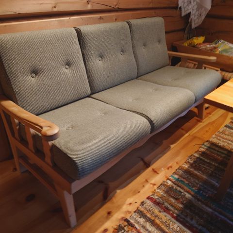 Sofa i 80-tallsstil