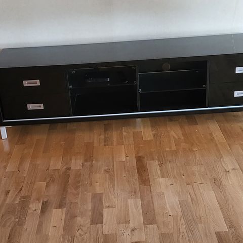 TV benk, ca 2 meter lang