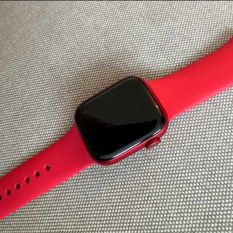 Apple Watch 8 41mm Cellular GPS WiFi aluminium rød