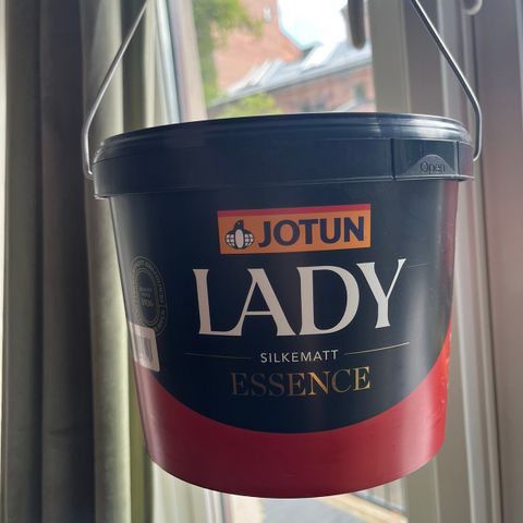 JOTUN LADY ESSENCE HVIT BASE 2,7L hvit base