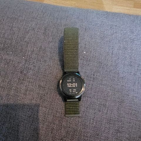 Garmin vivoactive 4s