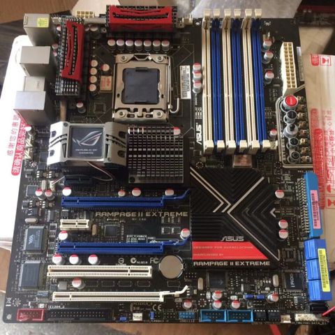 ASUS RAMPAGE II EXTREME REV:2.01G