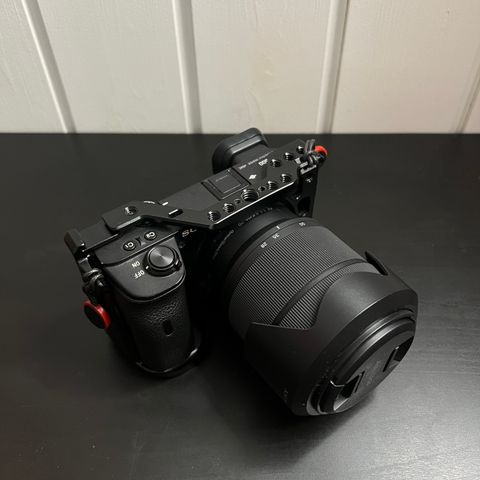 SONY a6600 + 2 linser