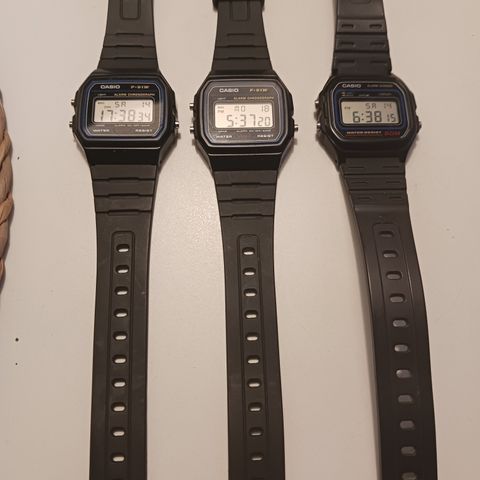 3 casio klokker