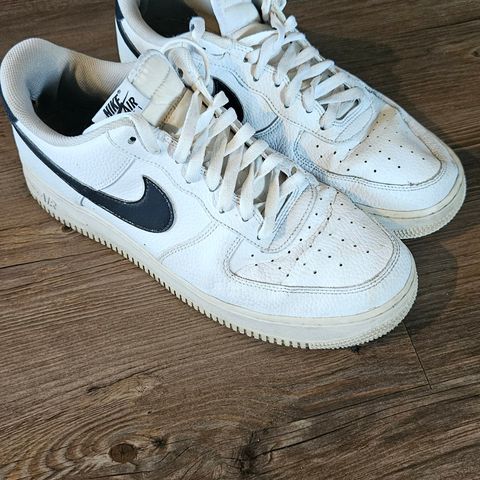 Nike Air force 1 selges