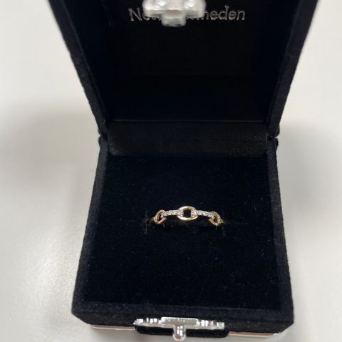 Gull ring med diamanter 0.05 ct stemlet 585 CAD