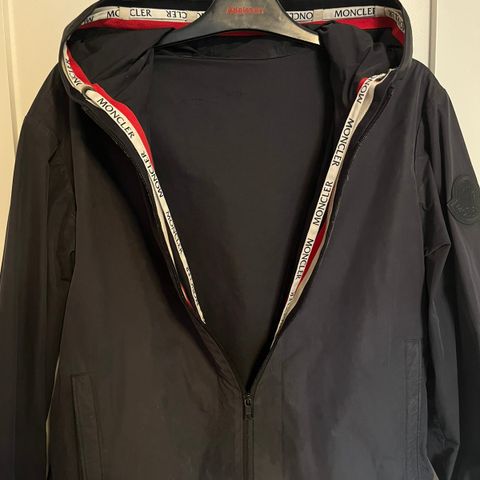 Moncler jakke