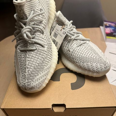 Yeezy boost 350 V2 - Static