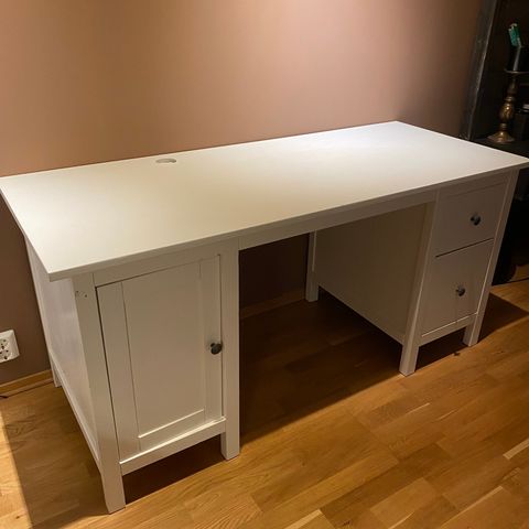 Hemnes Skrivebord