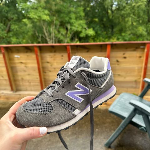 NEW BALANCE