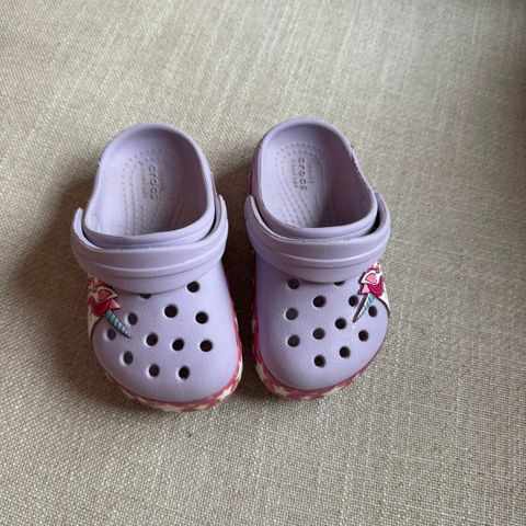 Crocs str 22