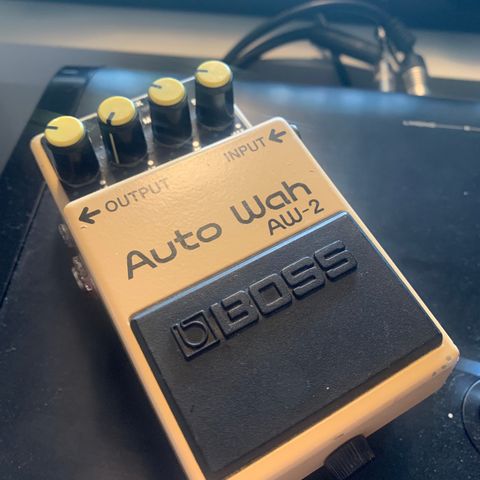 BOSS AW-2 Auto Wah