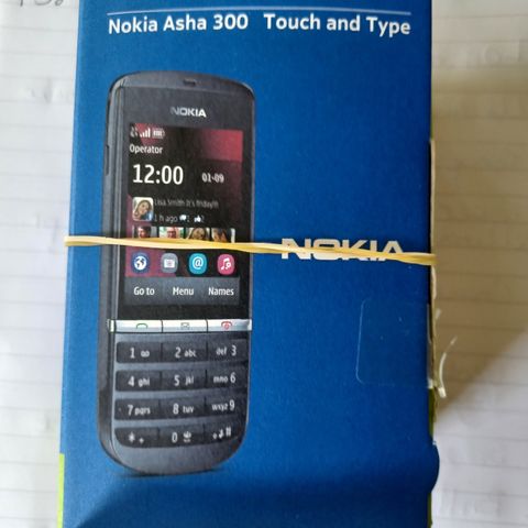 Nokia 300 - telefon