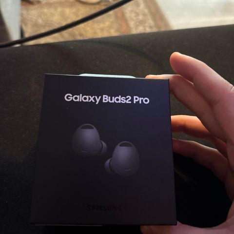 GALAXY BUDS2 PRO - HELT NYTT