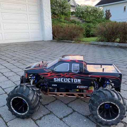 Bensindrevet RC Monster Truck