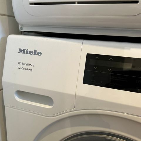 Miele 1W Excellence WEG675WCS NDS LW vaskemaskin