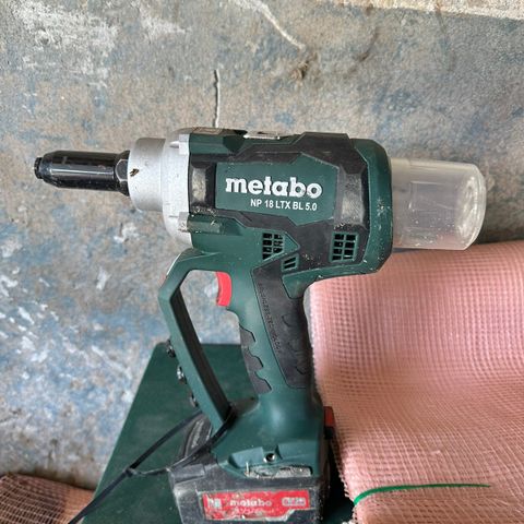 Popmaglemaskin fra metabo m batteri  .