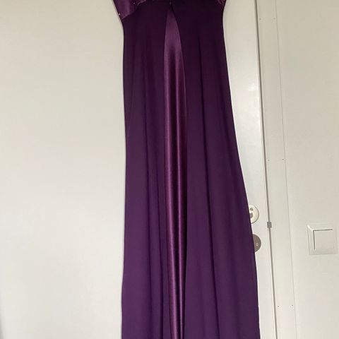 Aspeed USA Evening dress/ Ballkjole Str. XS. Kr. 990,-