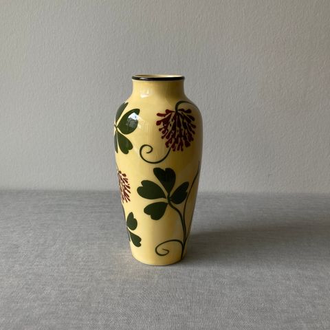 Flott vase i keramikk