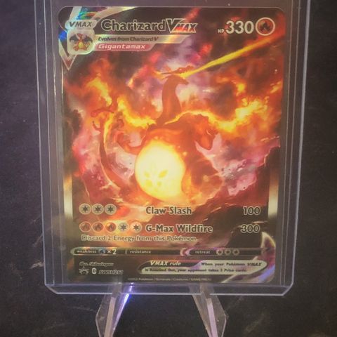 Pokemon TCG Charizard VMAX SWSH261 - Black Star Promo