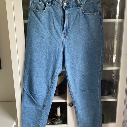 Loose mom jeans fra H&M