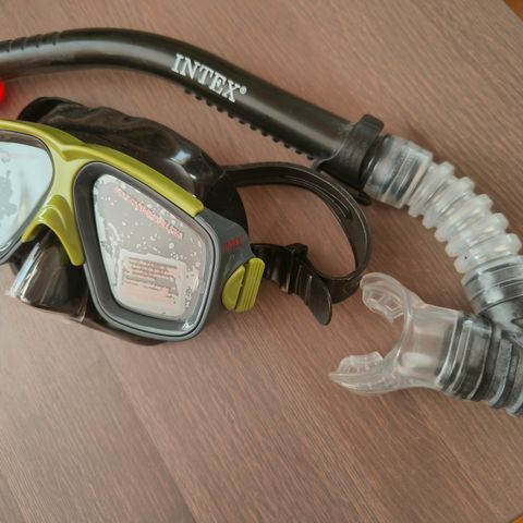 INTEX snorkel og dykkerbrille