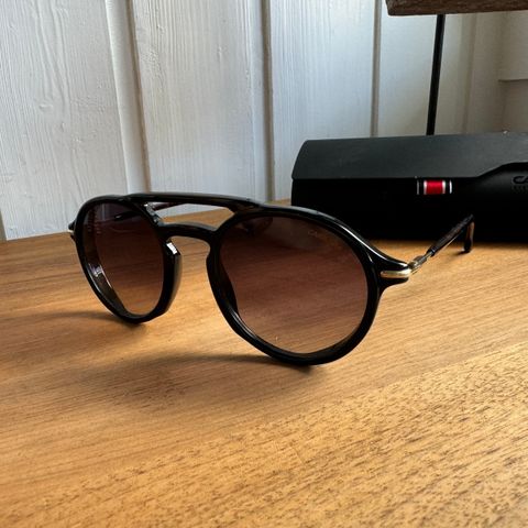 Carrera solbriller - nypris 2200kr