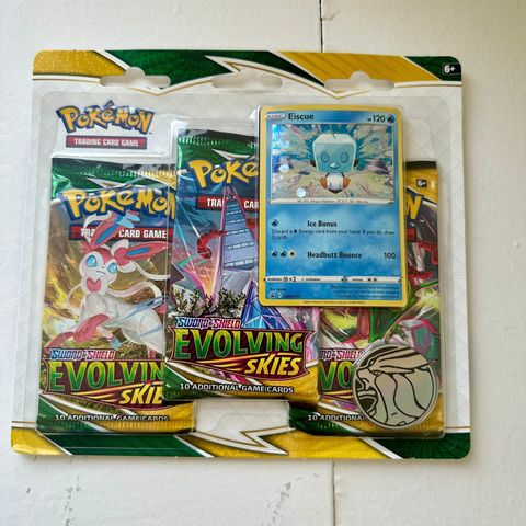 Evolving Skies 3-pack blister (Umbreon/ Eiscue)