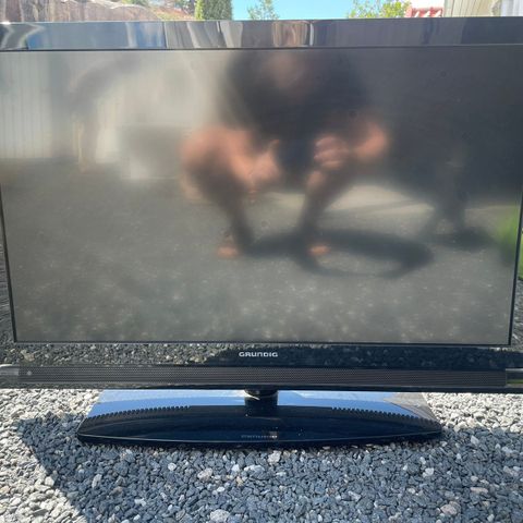 Grundig 28’’ TV-skjerm