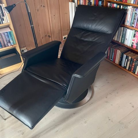 Ato. Berg furniture, Skinn. Recliner