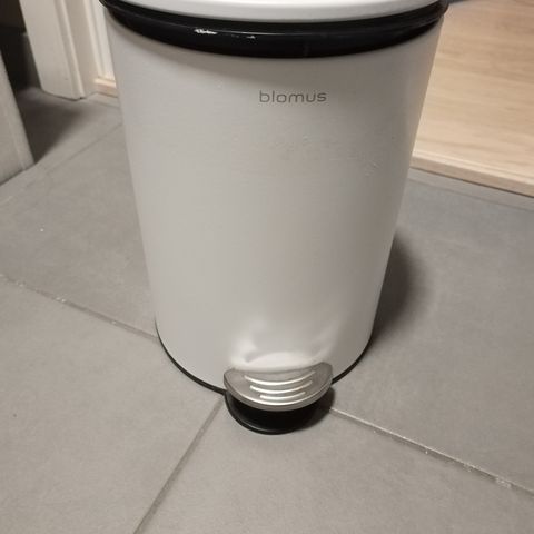 BLOMUS pedal søppelbøtte 3L