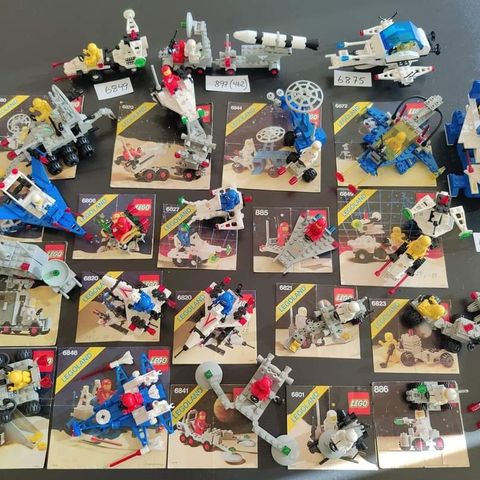 Lego classic space