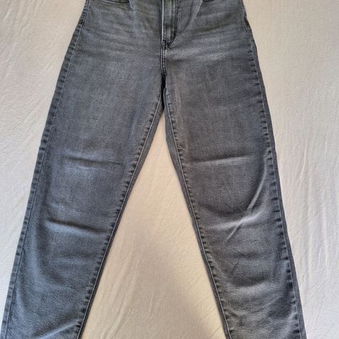 "Levis" High Waisted Mom Jeans relaxed fit (W28 L29) Pent brukt