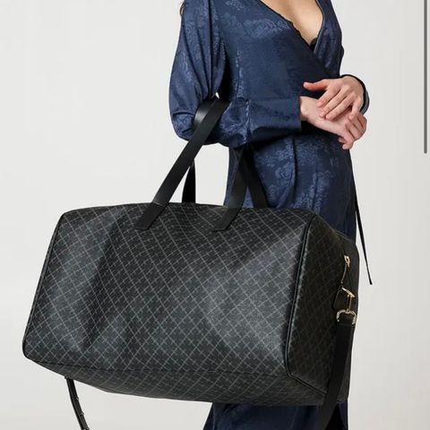 By malene Birger travel bag