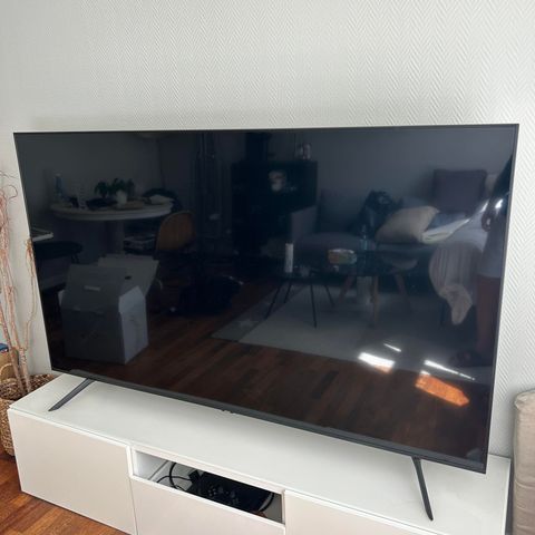 Samsung 75" TU6905 UHD 4K Smart TV (Reservert)