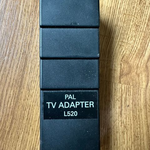 Sort TV-modulator til Amiga