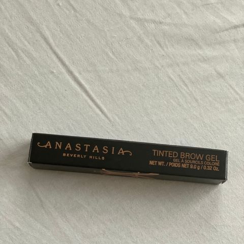 Tinted brow gel fra Anastasia Beverly Hills