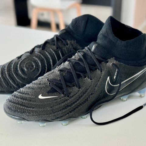 Str 38,5 Nike Phantom Luna II Elite AG-PRO Shadow - sort fotball sko