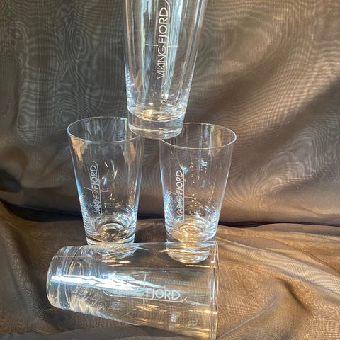 4 stk. VIKINGFJORD glass 3,5 dl. SAMLET for 100,-