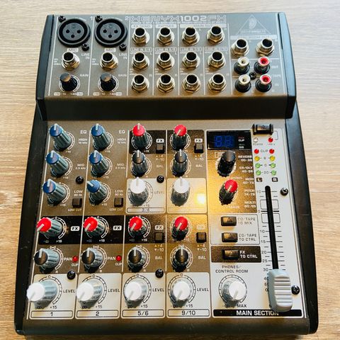 Behringer Xenyx 1002FX