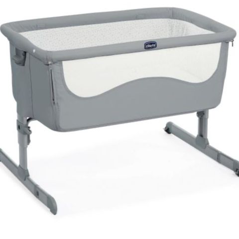 Chicco Next2Me Bedside Crib