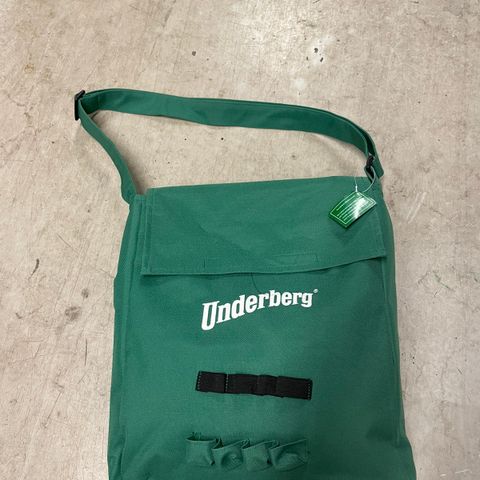 Underberg merch - bag, teppe, flagg, forkle