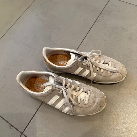 Adidas Gazelle sneakers